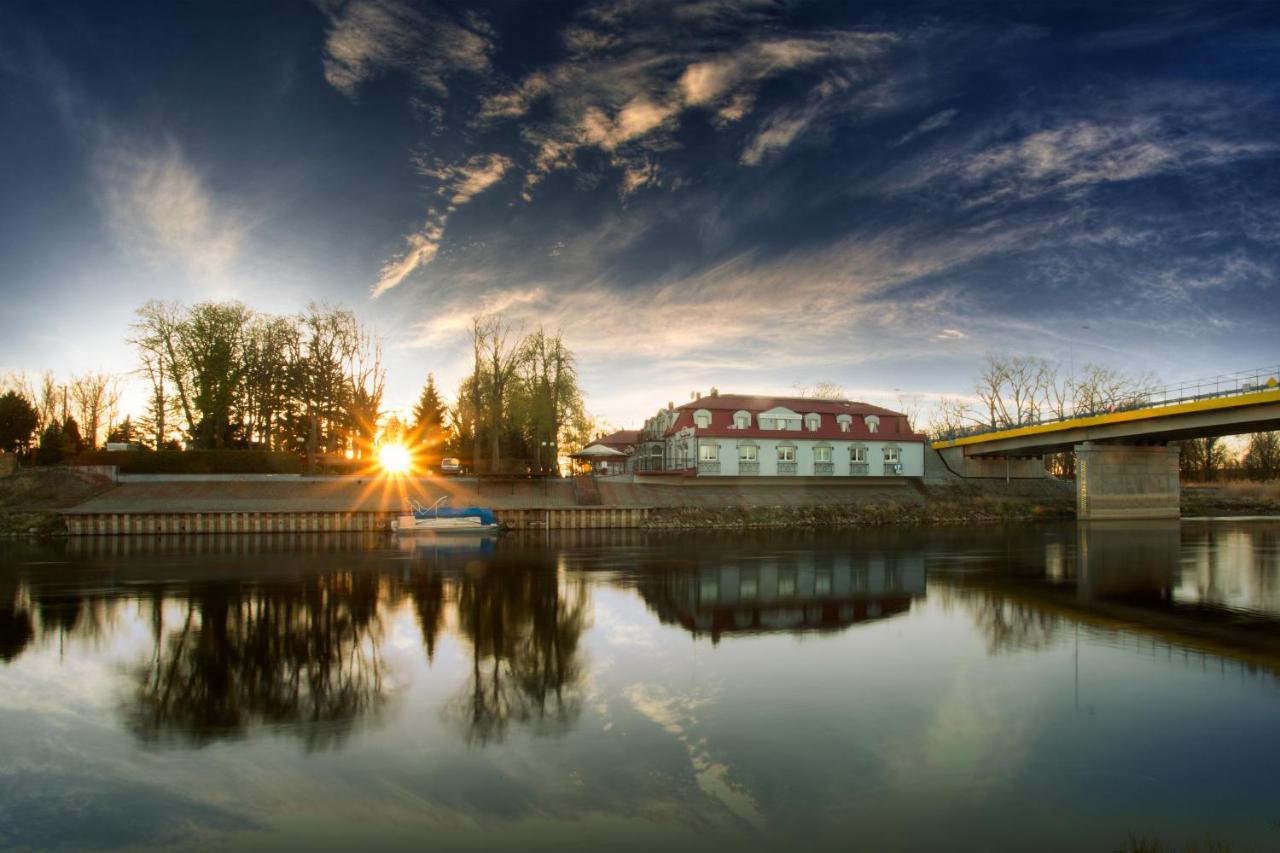 Dom Nad Rzeka Skwierzyna Exterior foto